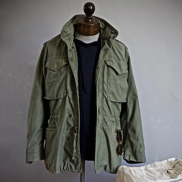 Cesare Men&