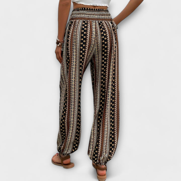 Ethnic Graphic Print Pants